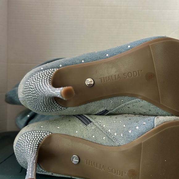 Thalia Sodi Elegant Gradient Denim Rhinestone Women's Boots Size 9 NWOT - Picture 14 of 16